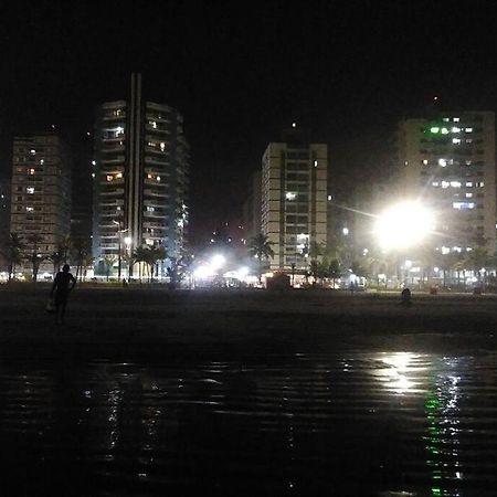 Апартаменты Kit Na Tupi, Frente Mar, Vaga Garagem Rotativa Прая-Гранди Экстерьер фото